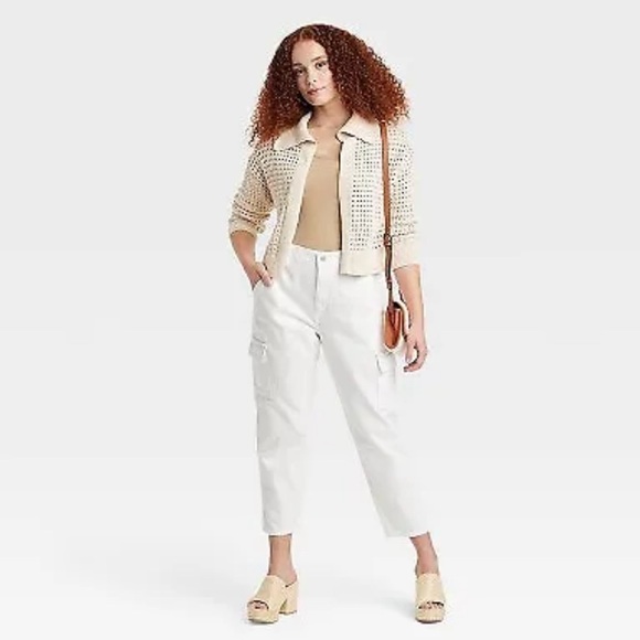 Universal Thread Boyfriend Crop Jeans - Picture 5 of 10